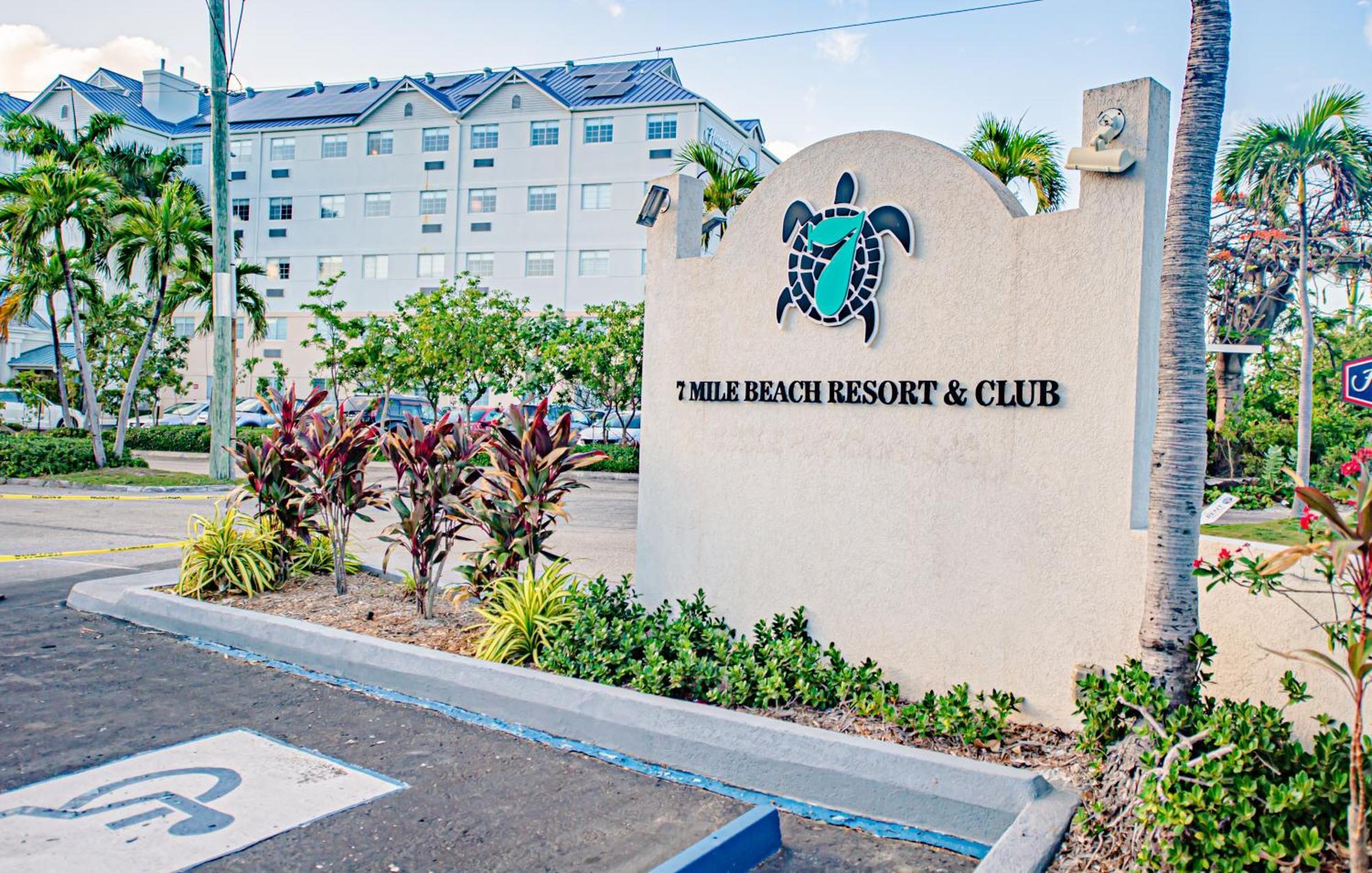 Seven Mile Beach Resort George Town Exterior foto