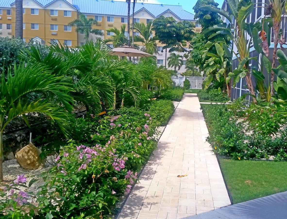 Seven Mile Beach Resort George Town Exterior foto