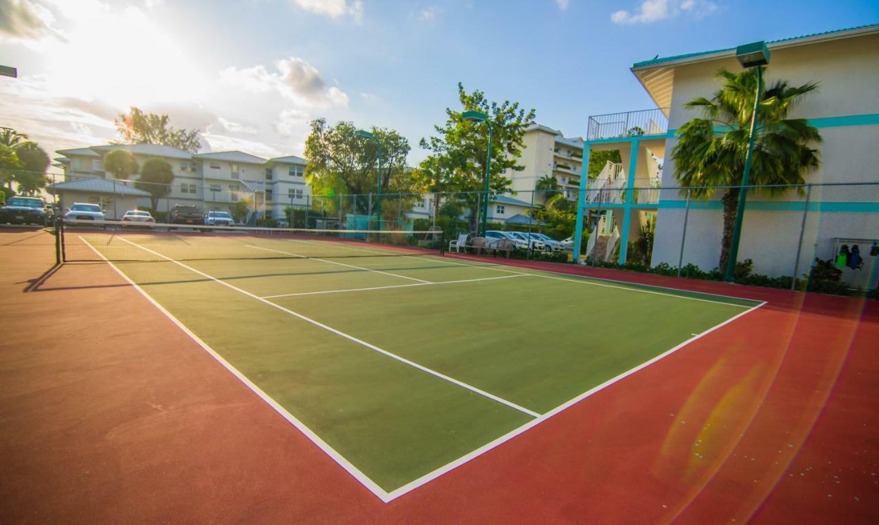 Seven Mile Beach Resort George Town Exterior foto
